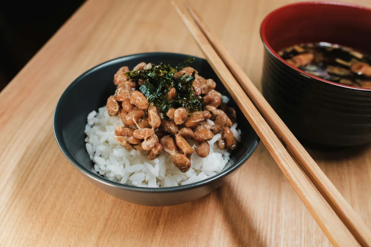 朝食の納豆ごはん